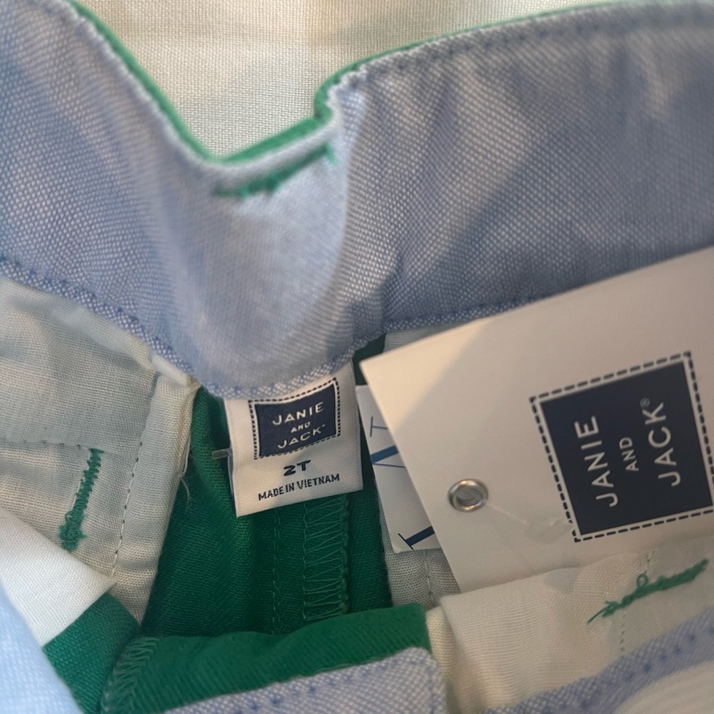 Janie and Jack Cotton Green Shorts - NWT - Size 2T - Picture 4 of 5